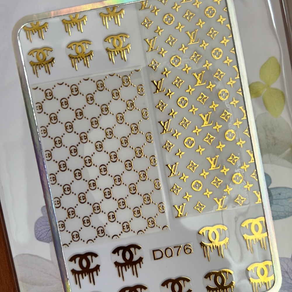 LUXURY NAIL STICKERS - Picture 3 of 3